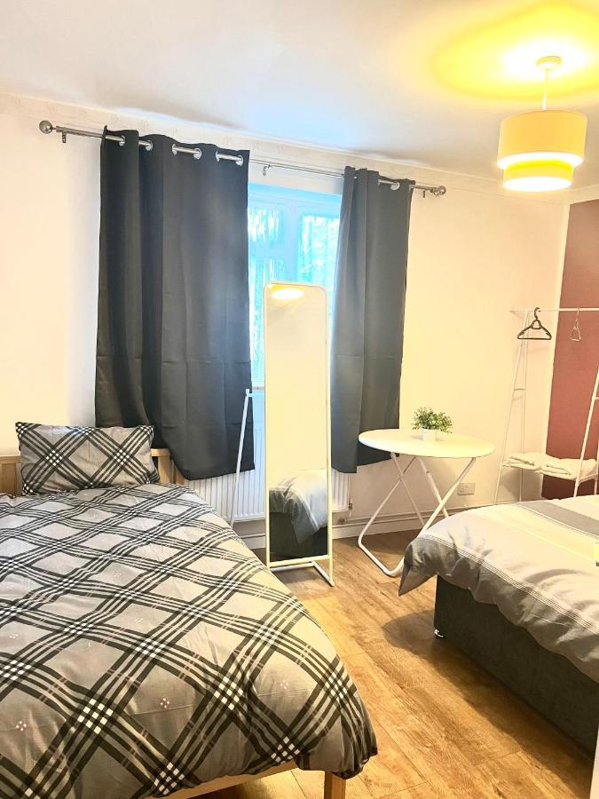 Large Room With Two Bed In Central London Exterior foto